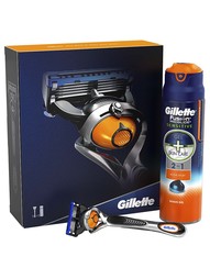 Косметические наборы для ухода GILLETTE