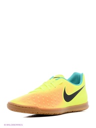 Бутсы Nike