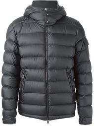 пуховик с капюшоном Moncler