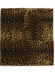 шарф с леопардовым принтом Saint Laurent