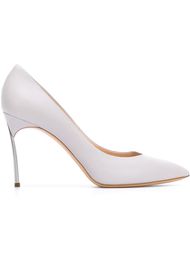 туфли с заостренным носком Casadei