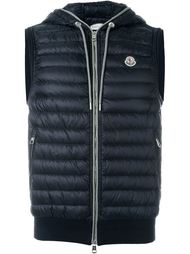 пуховый жилет Moncler