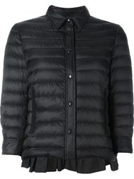 пуховик с классическим воротником Moncler