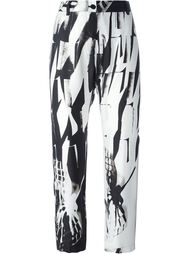 брюки с абстрактным принтом Ann Demeulemeester