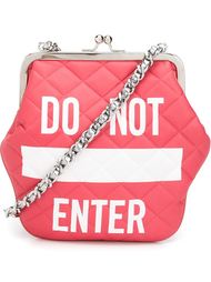 стеганая сумка на плечо 'Do Not Enter' Moschino