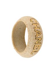 массивный браслет с логотипом Chanel Vintage