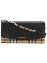 клатч на цепочке Burberry