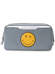 косметичка с принтом смайлика Anya Hindmarch