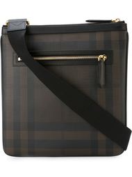 сумка-почтальонка в клетку Burberry