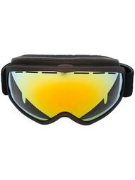 лыжные солнцезащитные очки  Fendi
