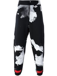 брюки с абстрактным принтом на шнурке Off-White