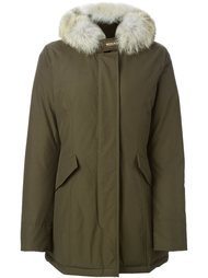 дутая парка с отделкой из меха койота Woolrich