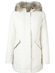 парка с меховой отделкой  Woolrich