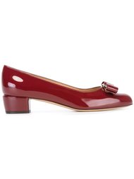 туфли 'Vara'  Salvatore Ferragamo