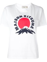 футболка 'Mont Fuji'  Maison Kitsuné