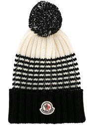 шапка с помпоном Moncler