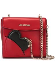 сумка на плечо с подвеской-сердцем Love Moschino