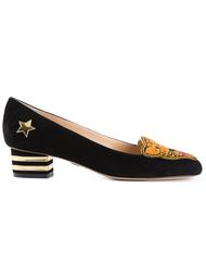 туфли 'Mascot' с нашивкой Charlotte Olympia