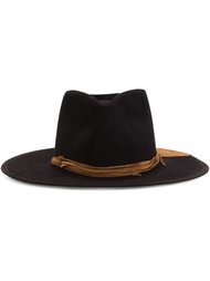 match detail hat  Nick Fouquet