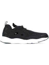 кроссовки на утолщенной подошве Reebok