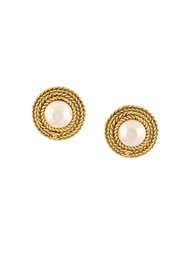 round pearl clip-on earrings Chanel Vintage