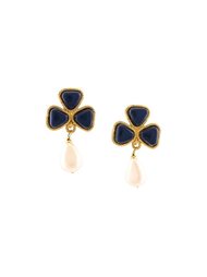 pearl drop clip-on earrings Chanel Vintage