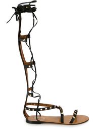 гладиаторы 'Rockstud' Valentino