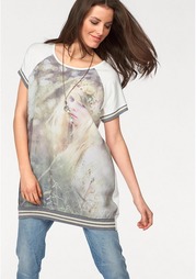 Длинная футболка Aniston