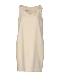 Короткое платье Moschino Cheapandchic