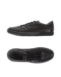 Низкие кеды и кроссовки Geox