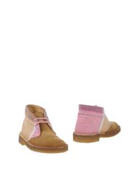 Полусапоги и высокие ботинки Clarks Originals