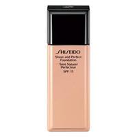 SHISEIDO Тональное средство с полупрозрачной текстурой Sheer and Perfect I40