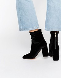 Truffle Unlined Velvet High Ankle Boot - Черный