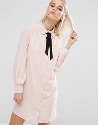 Платье-рубашка с завязкой у горловины Fashion Union - Розовый