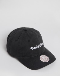 Бейсболка с регулируемой застежкой Mitchell &amp; Ness - Черный