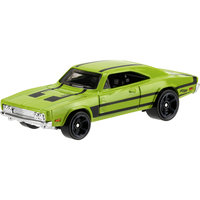 Машинка Hot Wheels из базовой коллекции Mattel