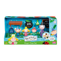 Игровой набор "Школа Магии с фигуркой Холли", Бен и Холли Росмэн