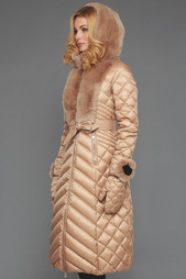 Купить женские куртки с мехом в интернет-магазине Lookbuck 