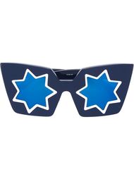 объемные солнцезащитные очки со звездами Linda Farrow