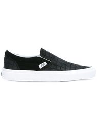 слипоны с тисненым узором Vans