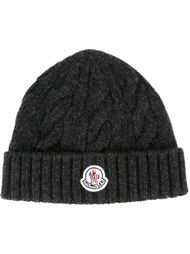 шапка вязки косичкой Moncler