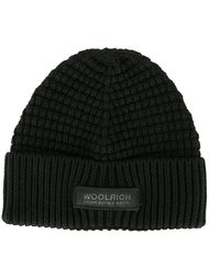 шапка в рубчик Woolrich