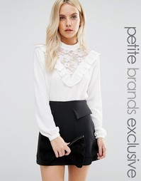 Блузка с кружевной нагрудной вставкой Fashion Union Petite - Кремовый