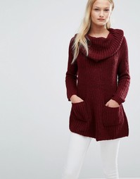 Вязаный джемпер со свободным воротом QED London - Красный