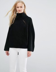 Джемпер крупной вязки с высоким воротом QED London - Черный