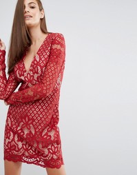 Кружевное платье миди с V-образным вырезом и длинными рукавами Stylestalker - Красный