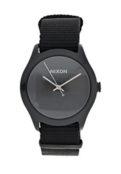 Часы Nixon