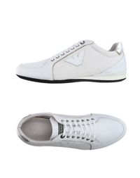 Низкие кеды и кроссовки Emporio Armani