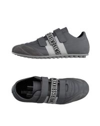 Низкие кеды и кроссовки Bikkembergs