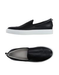 Низкие кеды и кроссовки Emporio Armani